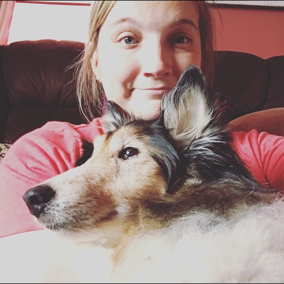 Meet your Posher, Casi - Picture 1 of 1